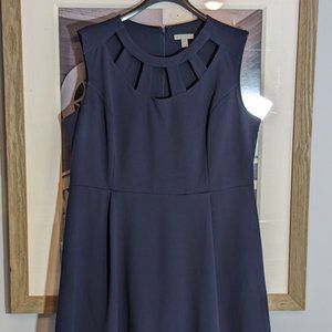 New York & Co Stretch navy blue cut out dress size XXL gently used
